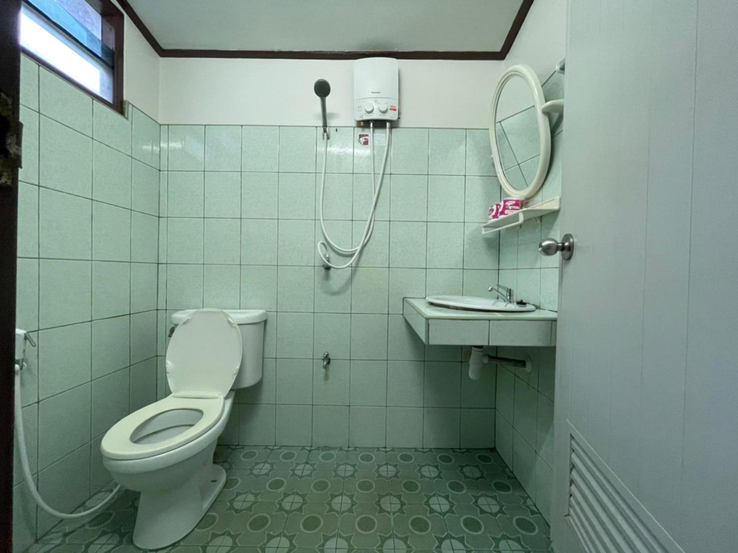 Отель Lanta Arrow House Ко-Ланта Экстерьер фото